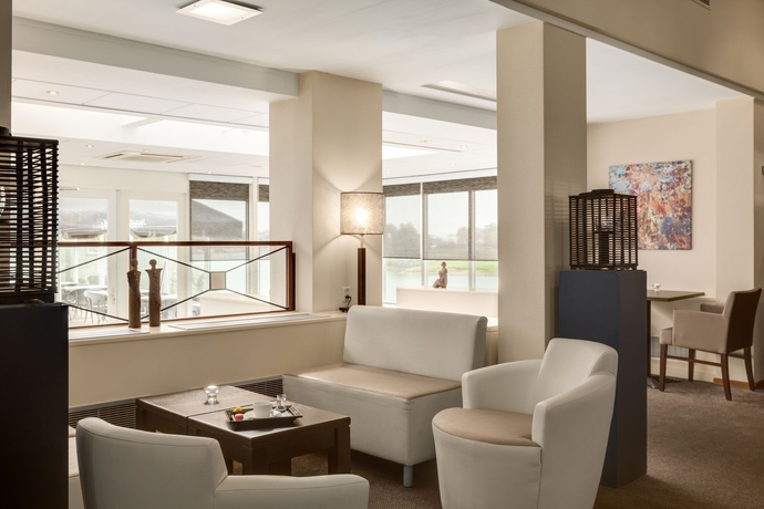 Imagen del bar/restaurante del Hotel Nh Arnhem Rijnhotel. Foto 6