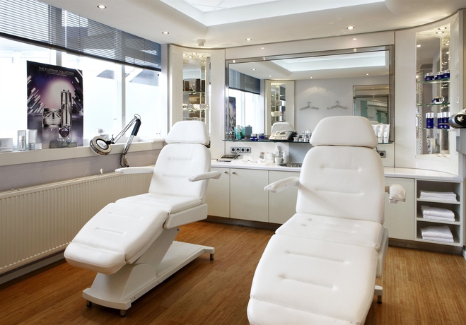 Imagen de los interiores del Hotel Nh Atlantic Den Haag. Foto 12