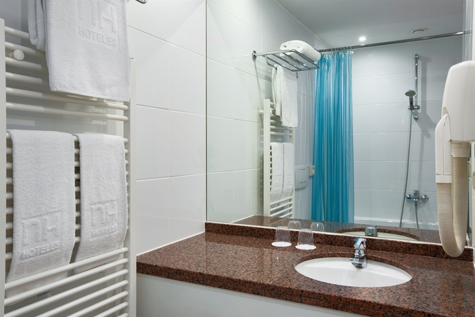 Imagen de la habitación del Hotel Nh Atlantic Den Haag. Foto 5