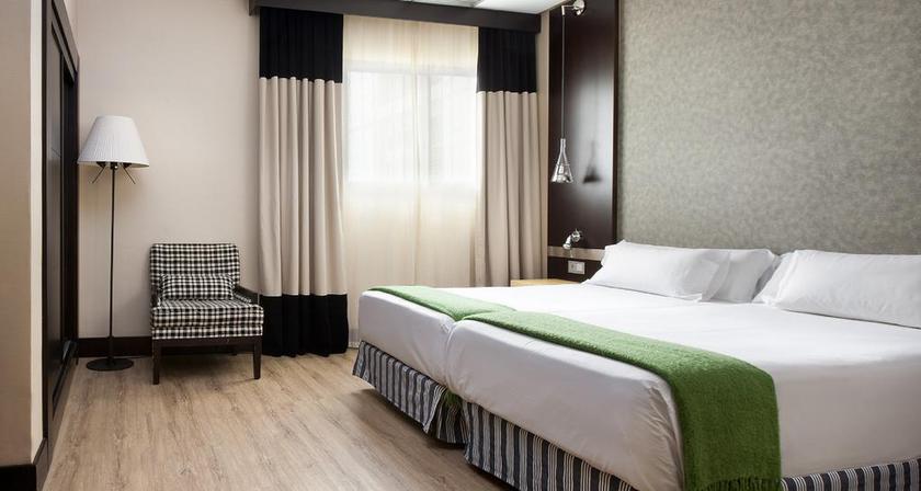 Imagen de la habitación del Hotel Nh Avenida Jerez. Foto 8