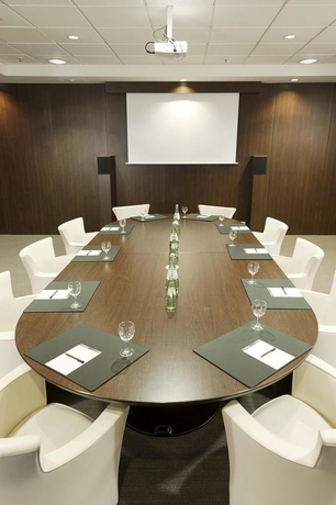 Imagen de los interiores del Hotel Nh Berlin Alexanderplatz. Foto 14