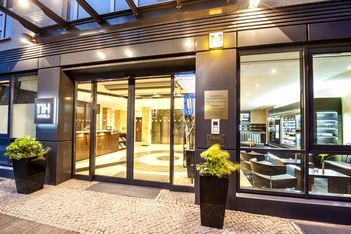 Imagen de los exteriores del Hotel Nh Berlin City Ost. Foto 14