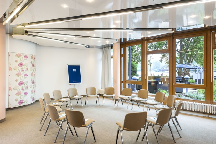 Imagen de los interiores del Hotel Nh Bingen. Foto 12