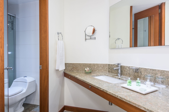 Imagen de la habitación del Hotel Nh Bogotá Boheme Royal. Foto 5