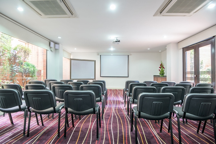 Imagen de los interiores del Hotel Nh Bogotá Boheme Royal. Foto 15