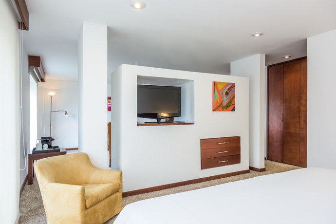 Imagen de la habitación del Hotel Nh Bogotá Pavillon Royal. Foto 6