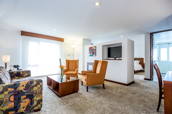 Imagen de los interiores del Hotel Nh Bogotá Pavillon Royal. Foto 13