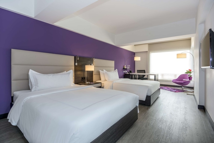 Imagen de la habitación del Hotel Nh Bogotá Urban 26 Royal. Foto 4