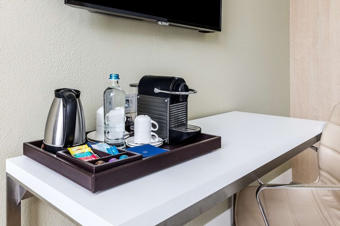 Imagen de la habitación del Hotel Nh Boulevard Del R&iacute;o Cali. Foto 17