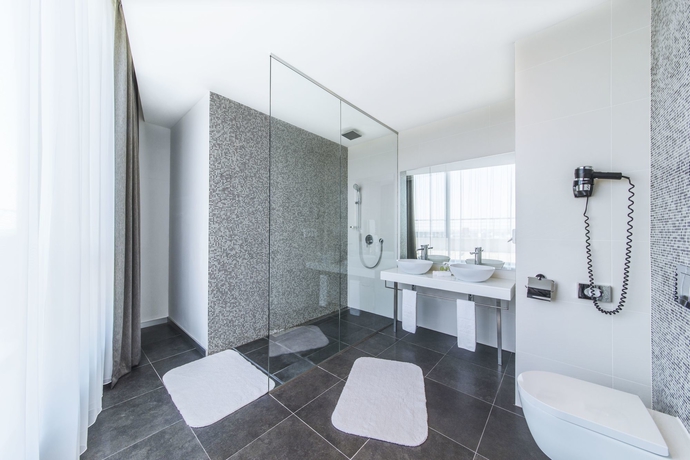 Imagen de la habitación del Hotel Nh Bratislava Gate One. Foto 6