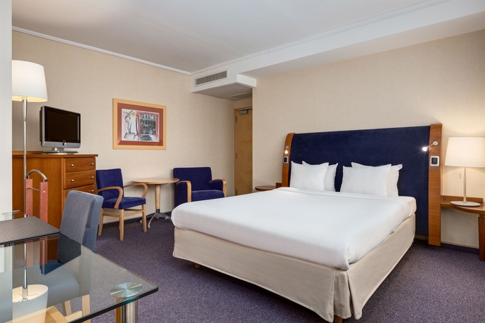 Imagen de la habitación del Hotel Nh Brussels Airport. Foto 8