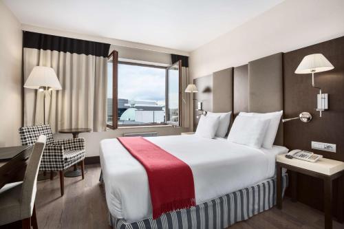 Imagen de la habitación del Hotel Nh Brussels Grand Place Arenberg. Foto 16