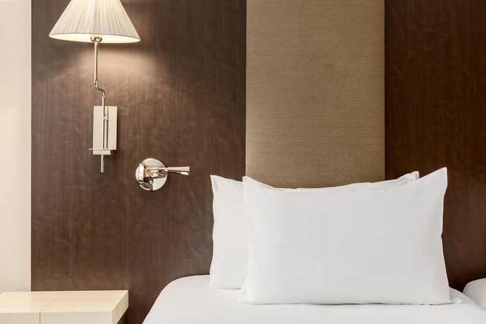 Imagen de la habitación del Hotel Nh Brussels Stéphanie. Foto 4