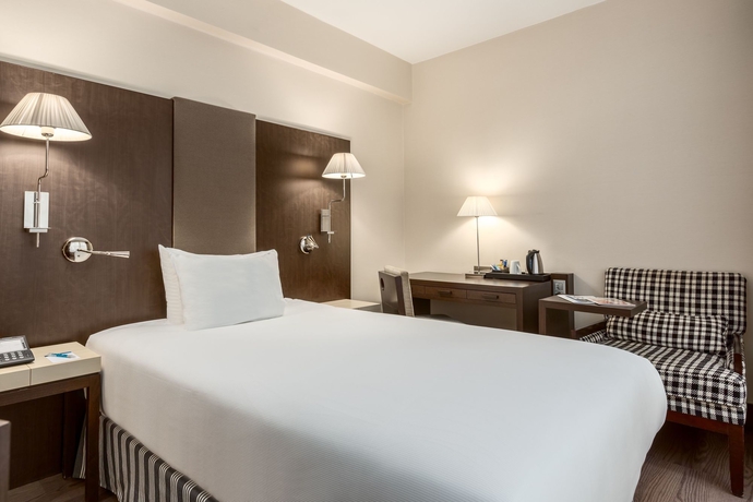 Imagen de la habitación del Hotel Nh Brussels Stéphanie. Foto 8