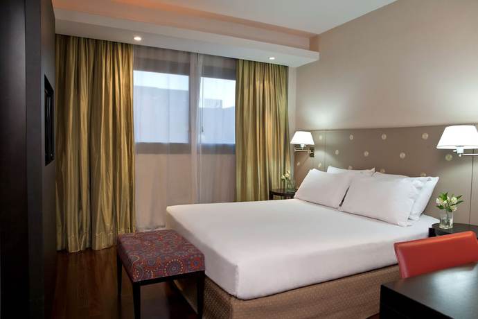 Imagen de la habitación del Hotel Nh Buenos Aires 9 De Julio. Foto 9