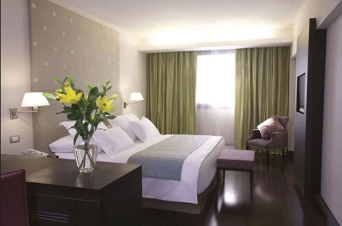 Imagen de la habitación del Hotel Nh Buenos Aires 9 De Julio. Foto 10