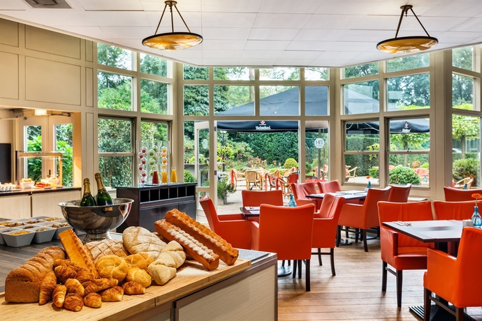 Imagen del bar/restaurante del Hotel Nh Bussum Jan Tabak. Foto 5