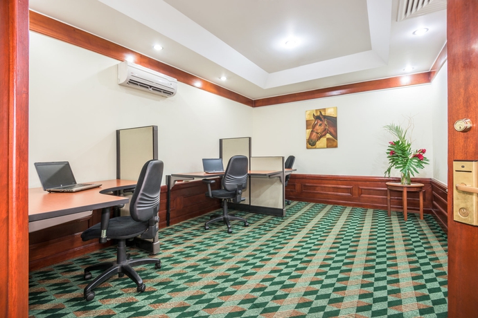 Imagen de los interiores del Hotel Nh Cali Royal. Foto 12