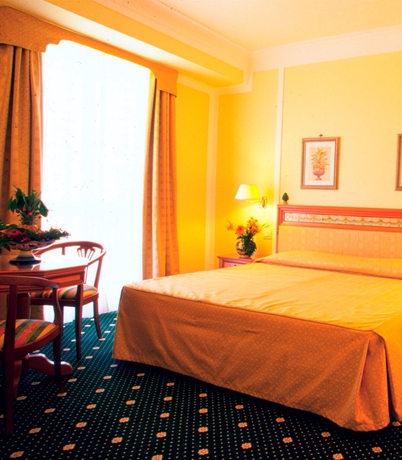 Imagen de la habitación del Hotel Nh Caltagirone Villa San Mauro. Foto 9