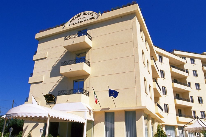 Imagen general del Hotel Nh Caltagirone Villa San Mauro. Foto 2