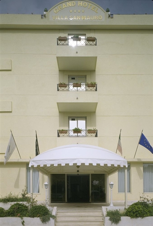 Imagen general del Hotel Nh Caltagirone Villa San Mauro. Foto 3
