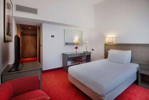 Imagen de la habitación del Hotel Nh Catania Centro. Foto 16