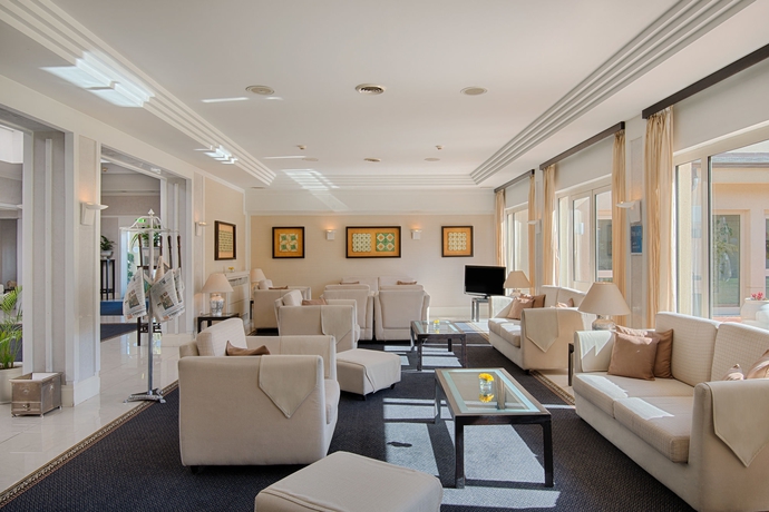 Imagen de los interiores del Hotel Nh Catania Parco Degli Aragonesi. Foto 13