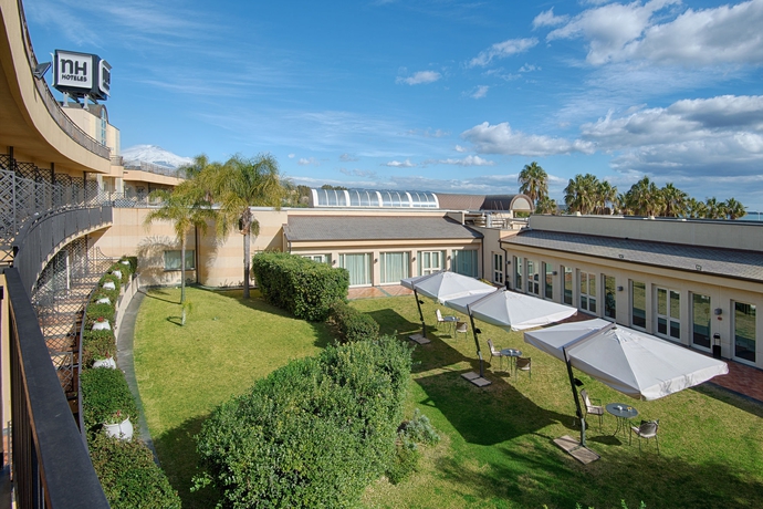 Imagen de los exteriores del Hotel Nh Catania Parco Degli Aragonesi. Foto 12