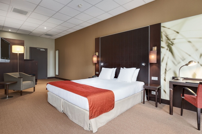 Imagen de la habitación del Hotel Nh Centre Utrecht. Foto 8