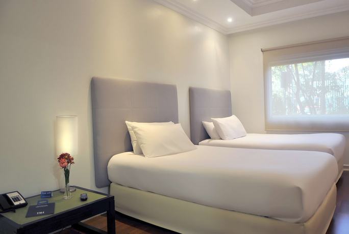 Imagen de la habitación del Hotel Nh Ciudad De Santiago. Foto 2