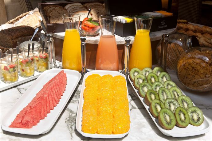 Imagen del bar/restaurante del Hotel Nh Córdoba Urbano. Foto 2