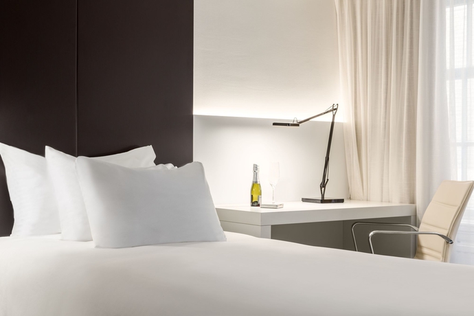 Imagen de la habitación del Hotel Nh Collection Amsterdam Barbizon Palace. Foto 9