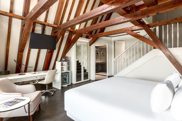 Imagen de la habitación del Hotel Nh Collection Amsterdam Barbizon Palace. Foto 15