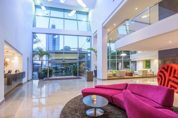 Imagen de los interiores del Hotel Nh Collection Barranquilla Smartsuites Royal. Foto 12