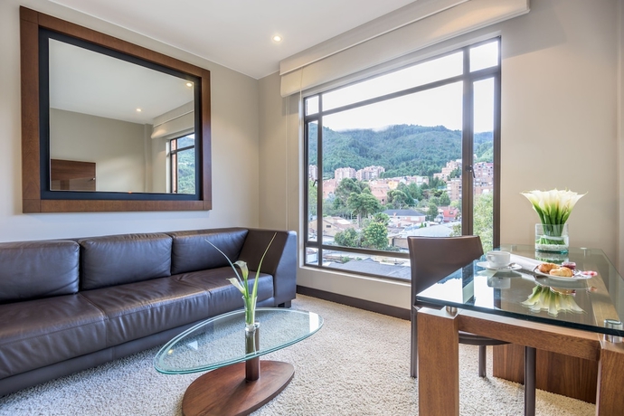 Imagen de la habitación del Hotel Nh Collection Bogotá Hacienda Royal. Foto 7