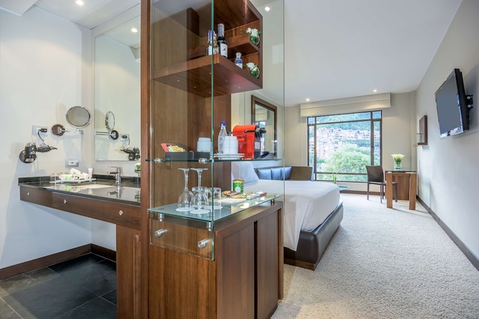 Imagen de la habitación del Hotel Nh Collection Bogotá Hacienda Royal. Foto 9