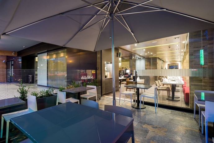 Imagen de los exteriores del Hotel Nh Collection Bogotá Terra 100 Royal. Foto 13