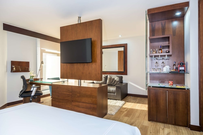 Imagen de la habitación del Hotel Nh Collection Bogotá Wtc Royal. Foto 8