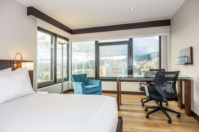 Imagen de la habitación del Hotel Nh Collection Bogotá Wtc Royal. Foto 9