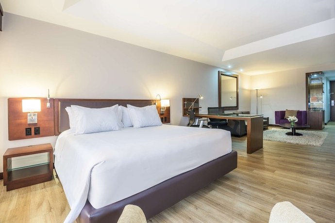 Imagen de la habitación del Hotel Nh Collection Bogotá Wtc Royal. Foto 13