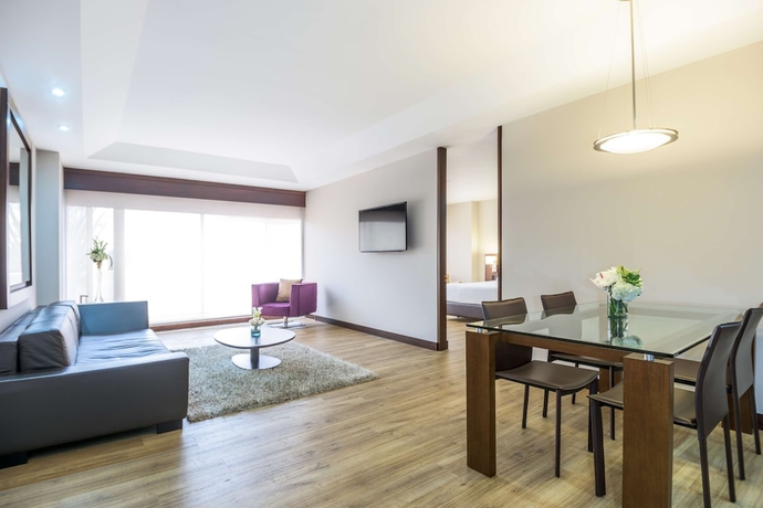 Imagen de la habitación del Hotel Nh Collection Bogotá Wtc Royal. Foto 15