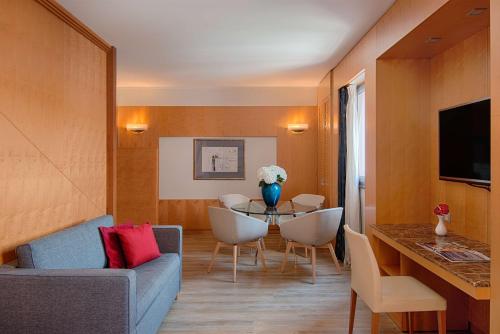 Imagen de la habitación del Hotel Nh Collection Genova Marina. Foto 10