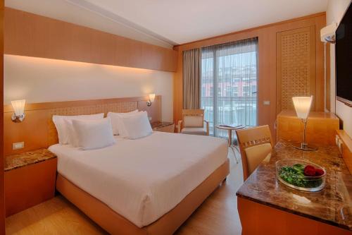 Imagen de la habitación del Hotel Nh Collection Genova Marina. Foto 17