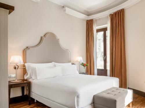 Imagen de la habitación del Hotel Nh Collection Granada Victoria. Foto 9