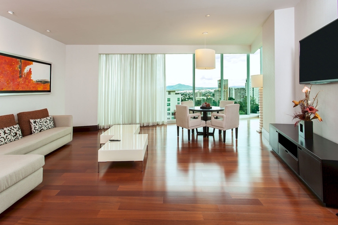 Imagen de los interiores del Hotel Nh Collection Guadalajara Providencia. Foto 15