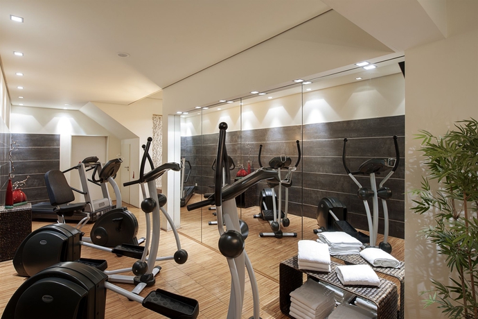 Imagen de los interiores del Hotel Nh Collection Köln Mediapark. Foto 13