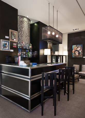 Imagen del bar/restaurante del Hotel Nh Collection Lisboa Liberdade. Foto 4