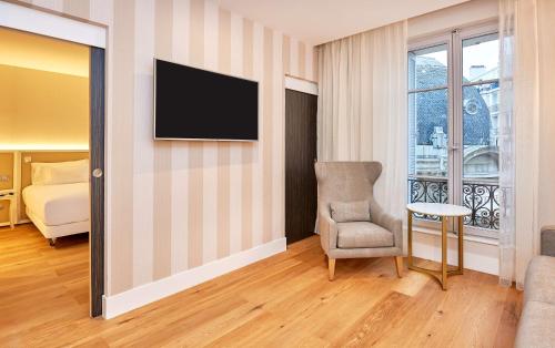 Imagen de la habitación del Hotel Nh Collection Marseille. Foto 13