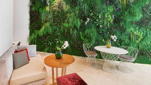 Imagen general del Hotel Nh Collection Marseille. Foto 6