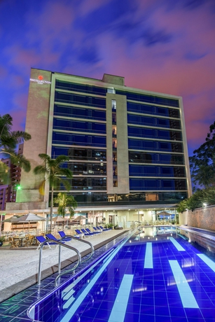 Imagen de la piscina del Hotel Nh Collection Medell&iacute;n Royal. Foto 13
